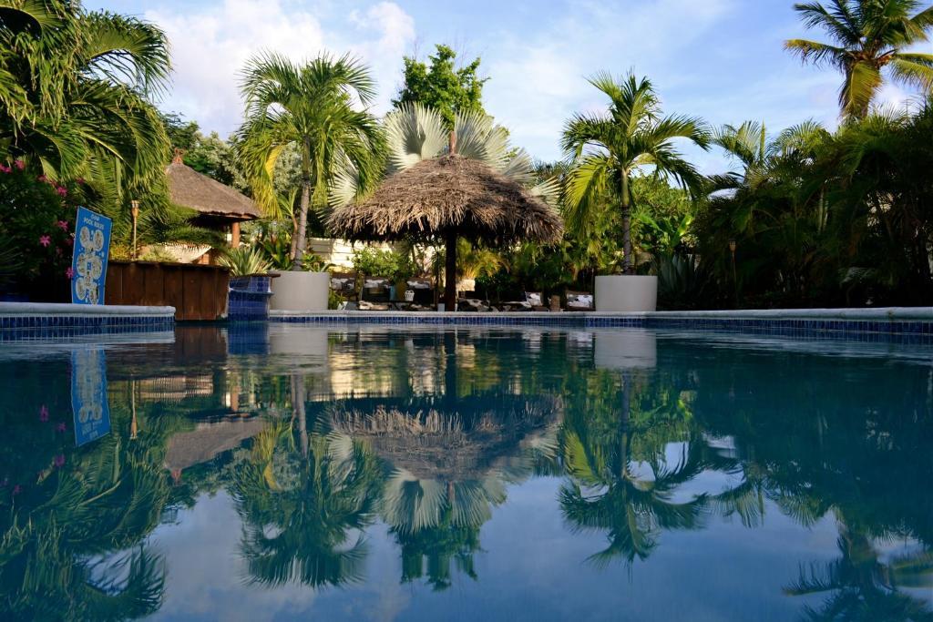 Bananas Apartments Adults Only Palm Beach Eksteriør billede